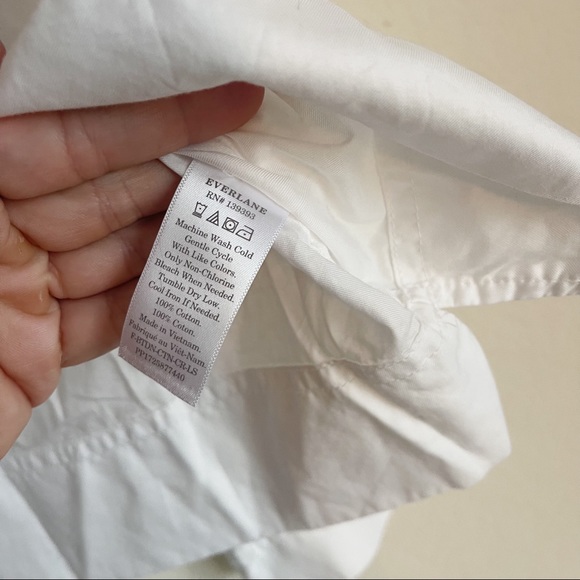 EVERLANE White Long Sleeve Blouse Boxy Fit V Neck - Picture 4 of 5
